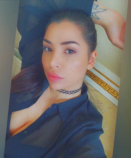 pale teen onlyfans sexy naked photo