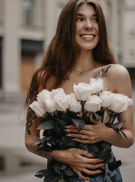 Rich Roxy star high quality pic