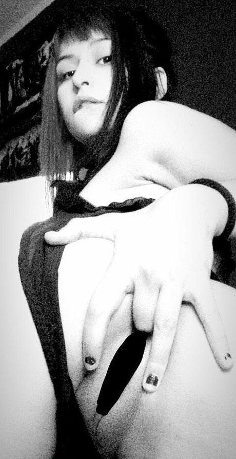 Sadlyxdust sex actress picture