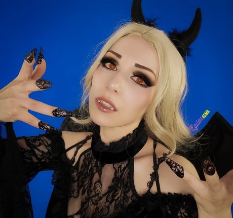 Egilea ASMR erotic actress photos