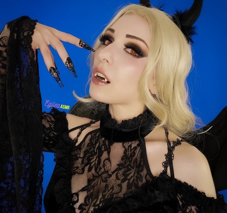 Egilea ASMR star adult pictures