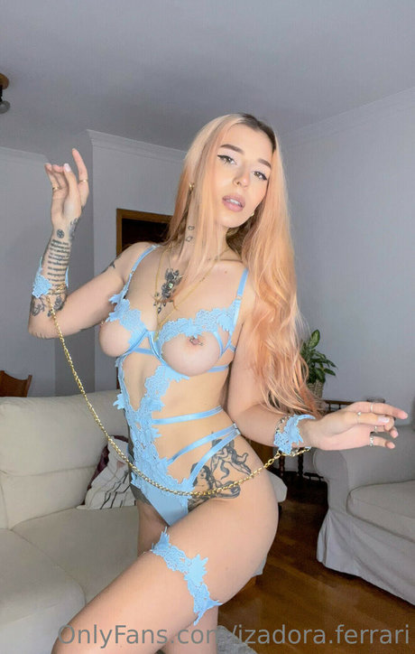 Izadora Ferrari porn model images