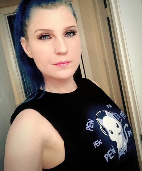 Leva Bates pornstar perfect picture