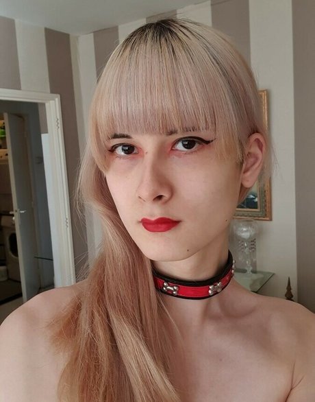 Transgirl1999 beautiful model pic