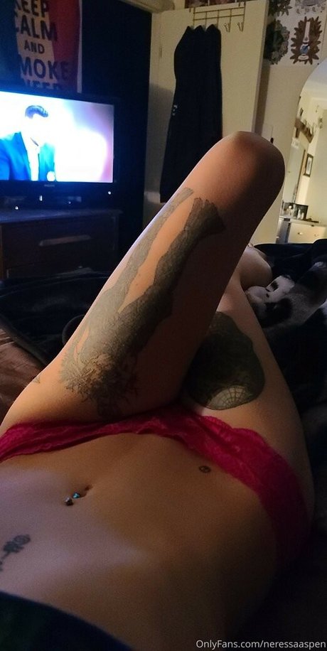 Neressaaspen pornstar sexy pics