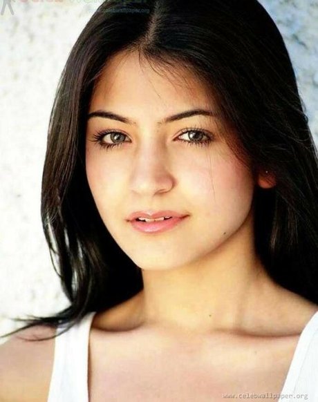 Anushka Sharma pornographic model galleries