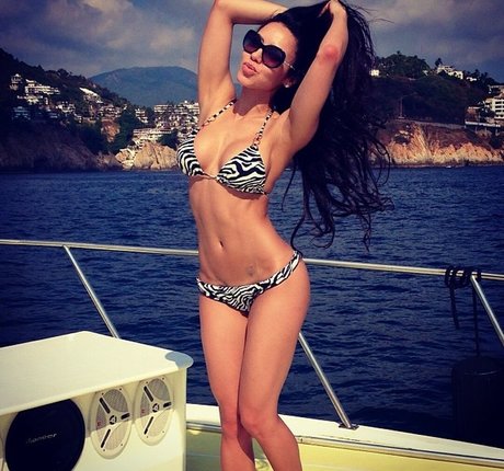 Angela Francesca Frigo pretty model gallery