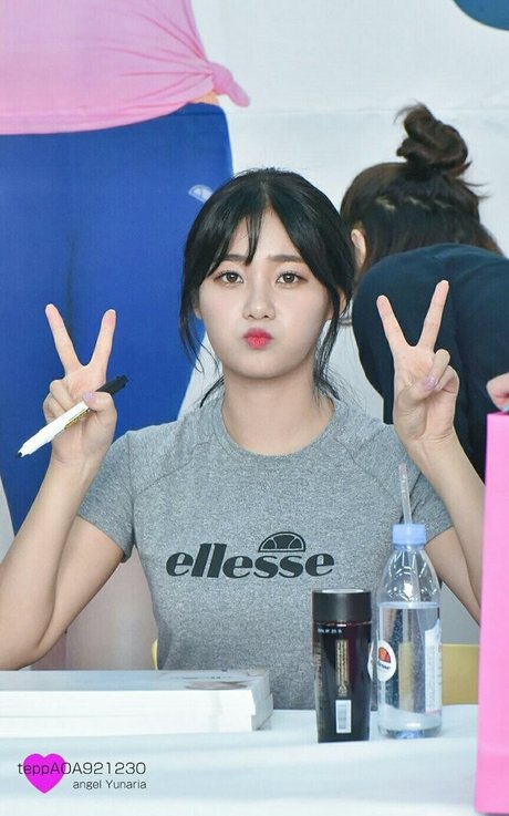 AOA Team free actress photos