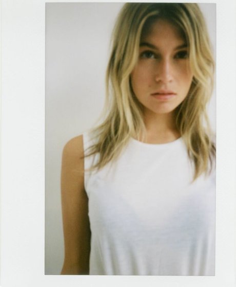 Annie McGinty pornstar top pictures