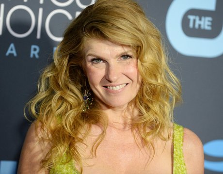 Connie Britton nudes model img