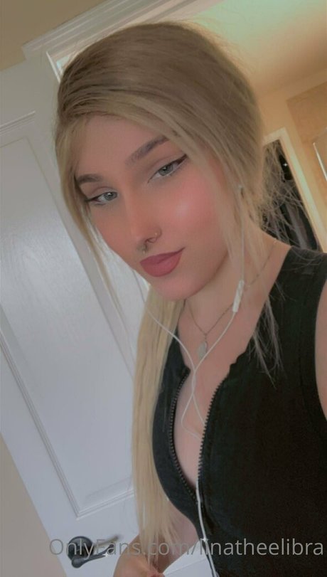 linatheelibra hot model gallery