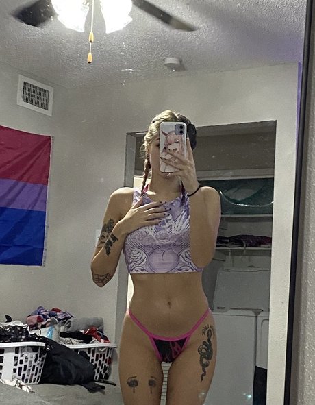 Emo fio nude actress image