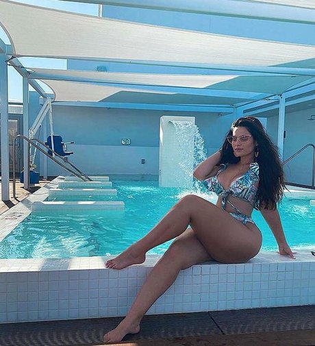 Claudiao1o pornstar hd pics