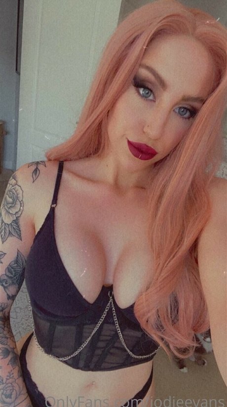 Jodie Evans star sexy gallery