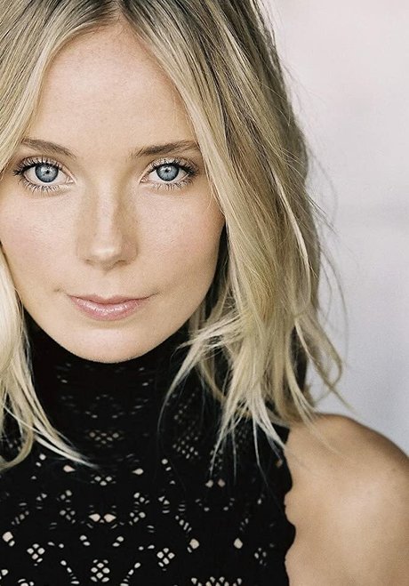 Abby Pivaronas hd actress picture
