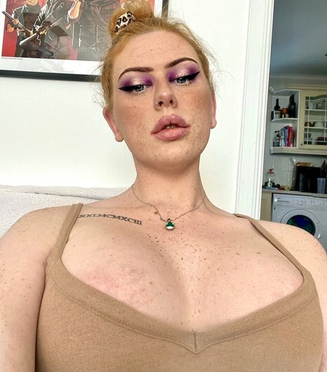 curvy kitty onlyfans hot pictures