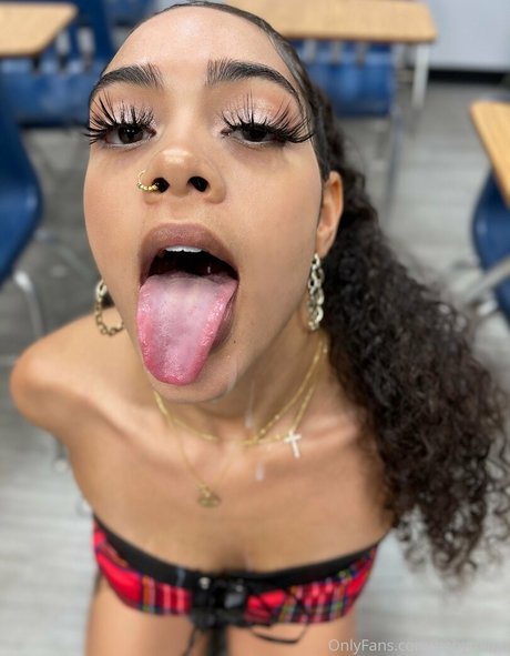 Babymilan model erotic gallery