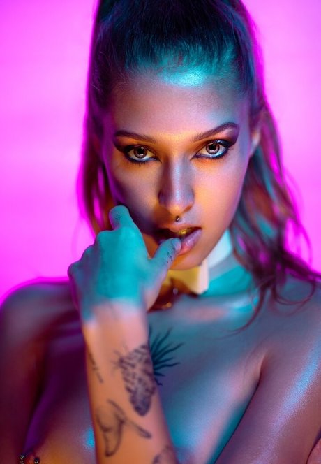 Biancia naked model photos