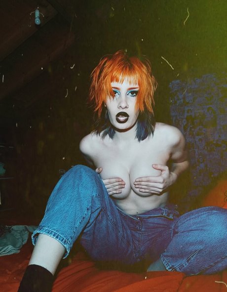 Nympha star adult img