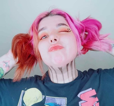 Firefliesowo nude star gallery