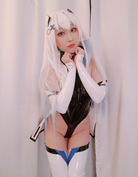 RinnieRiot model nude pics
