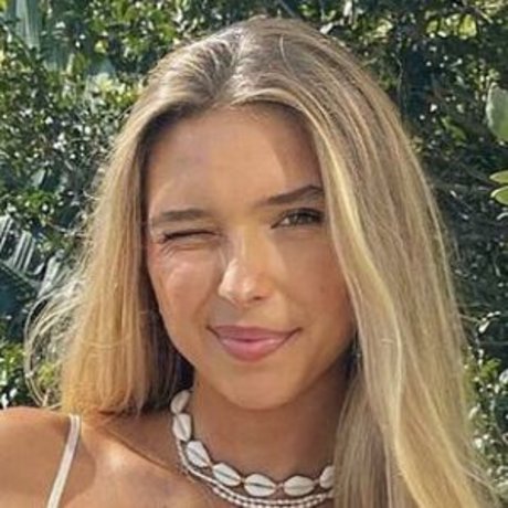 Tayla Stevenson star hd img