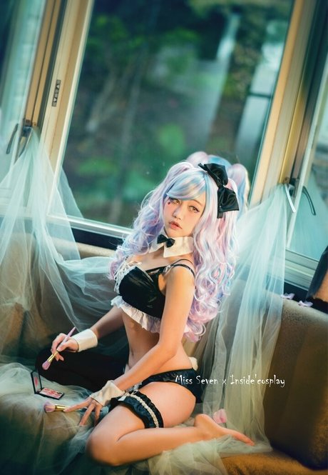 Miss Seven art actress pictures