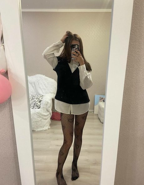 Temikmiu pornstar erotic image