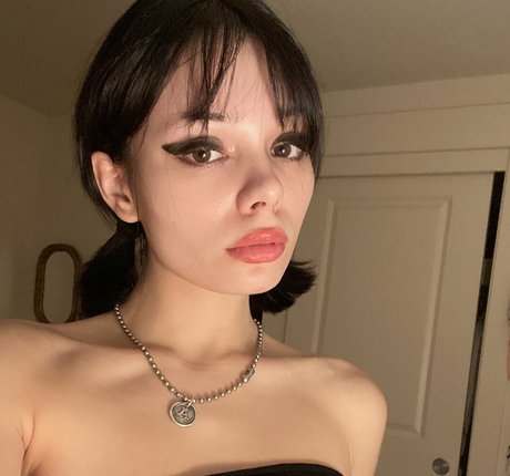 Kawaiigrrl pornstar nude archive