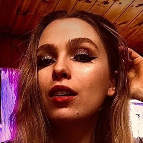 sirililia pornstar beautiful photo