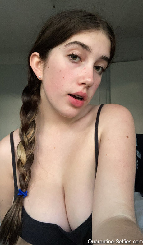 Molly Barkasy naked actress img