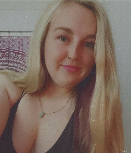 pawg teen onlyfans erotic picture