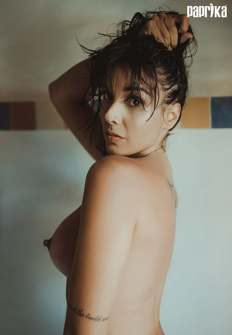 Emmanuelle Guimaraes hot star archive