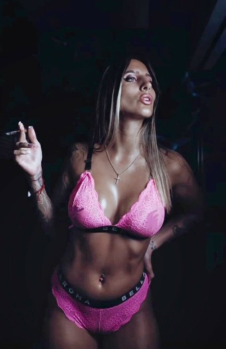 Julieta Gandulfo art model pictures