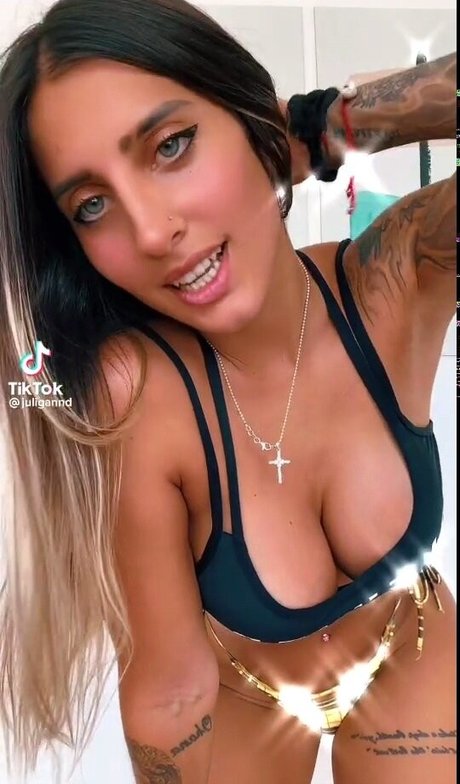 Julieta Gandulfo model perfect photos