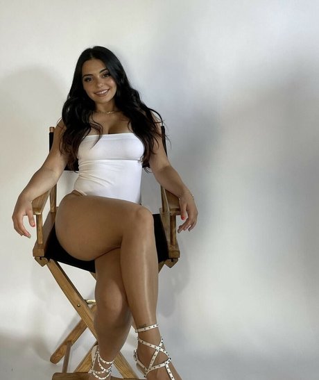 foreignmatee sexy pornstar pic