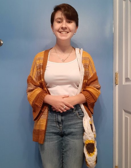 Lousyonie sexy model pic