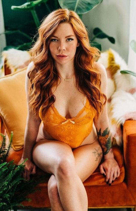 Ashleynmaynard sex model photos