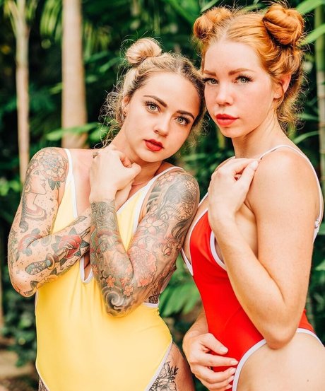 mom daughter onlyfans sexy naked pic