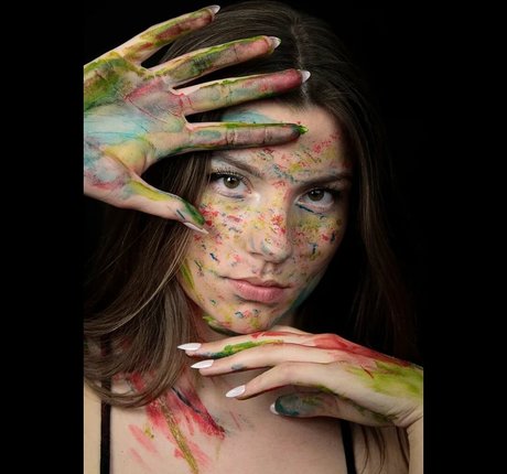 Jasmin Lutke nudes actress photos