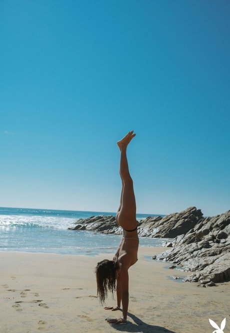 Carolina Reyes naked pornstar archive