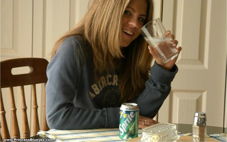 PrincessBlueyez hot model img