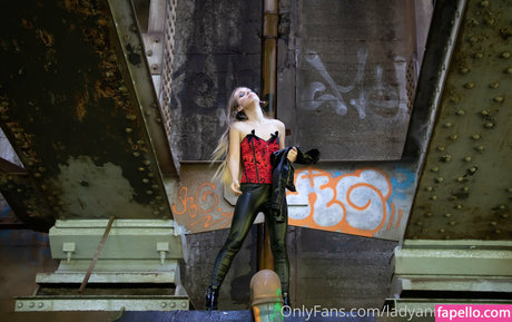 Lady Annabelle xxx actress picture