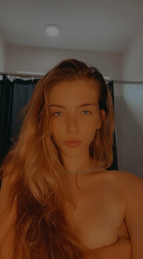 Kylee Tingstrom hot actress img