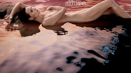 Minnie Driver naked star gallery