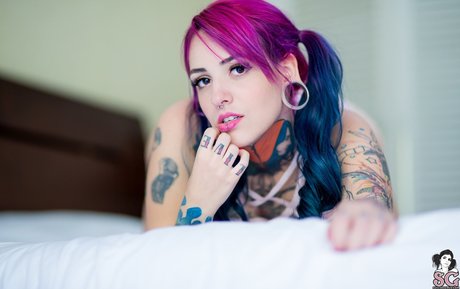 Majora Suicide hot star gallery
