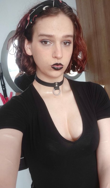 MelodyFluffing porn model archive