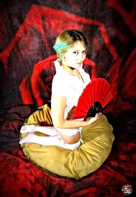 Avalon Zuercher xxx actress picture