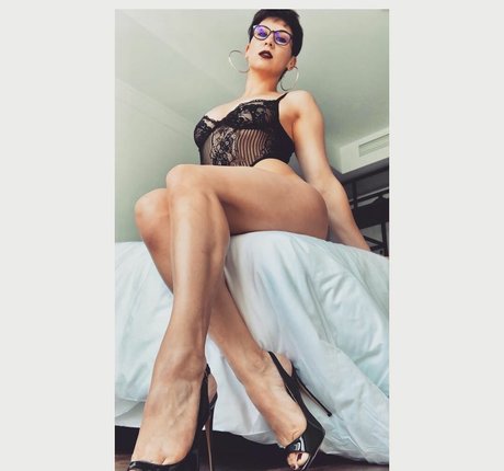 Doris Arnold porn star picture