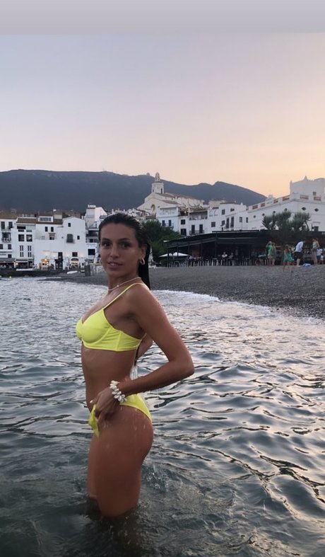 Alice Llenas star nice pics